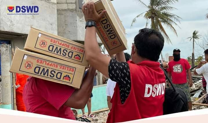 Ayuda sa mga biktima ng bagyong 'Odette,' dinagdagan ng DSWD